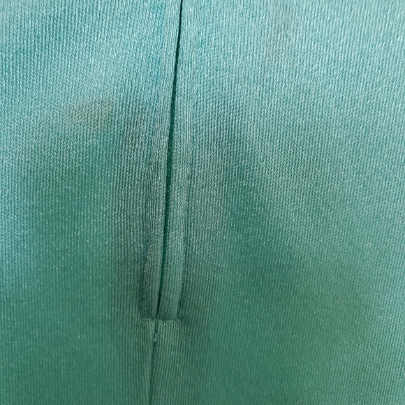 STUNNING VINTAGE CUSTOM MADE DRESS W/PEEP👀 SLEEVE - Picture 8 of 8